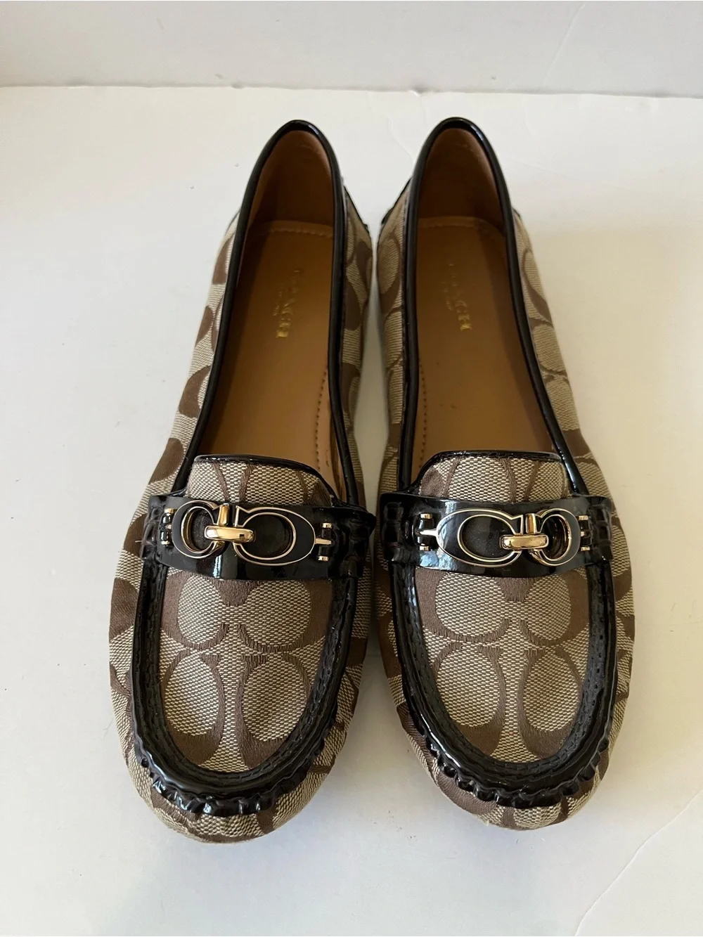 Coach fortunata Brown Signature Canvas logo Gold driving Loafers size 7.5B